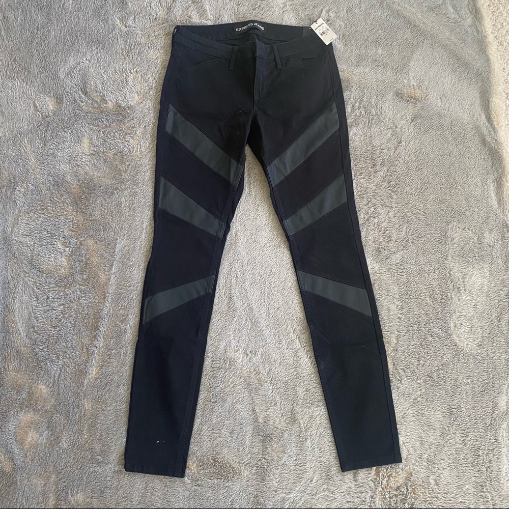 NWT Express Black Stella Legging Jeans with Faux Leather detailing size 4